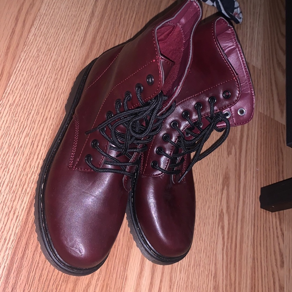 Never worn burgundy knock off Docs